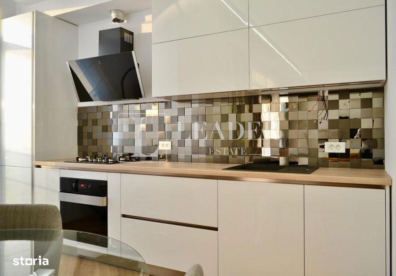 Apartament cu 3 camere, mobilat în Tei