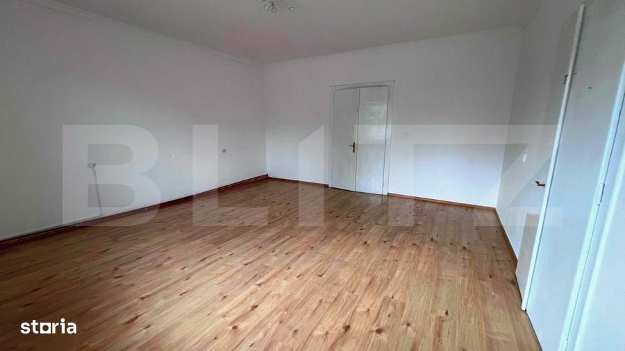 Spațiu comercial, de 180 mp, în Central