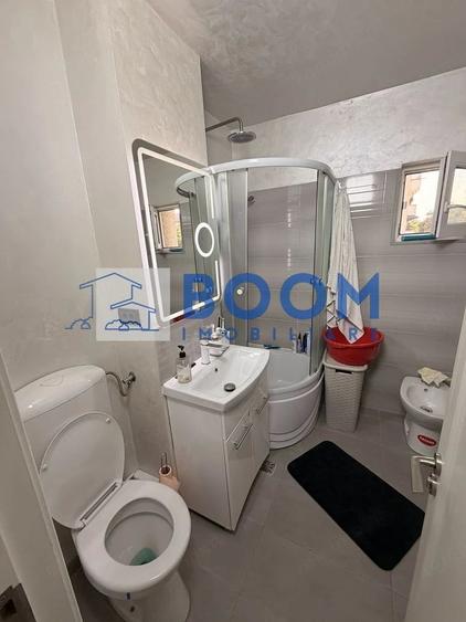 Apartament cu 2 camere decomandat în Căzănești (Râmnicu Vâlcea)