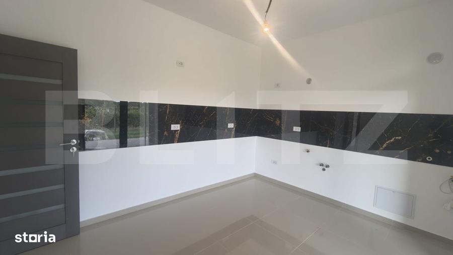 Casă cu 3 camere cu Teren 385 Mp în Holboca