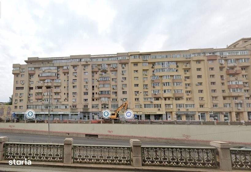 Apartament cu 4 camere în Victoriei