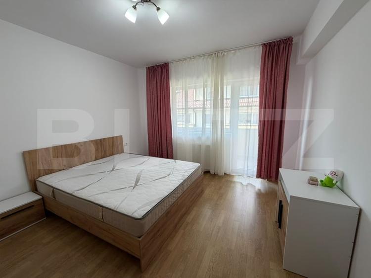 Apartament cu 2 camere semidecomandat, mobilat în Florești