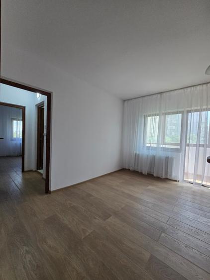 Apartament cu 3 camere în Alexandru cel Bun