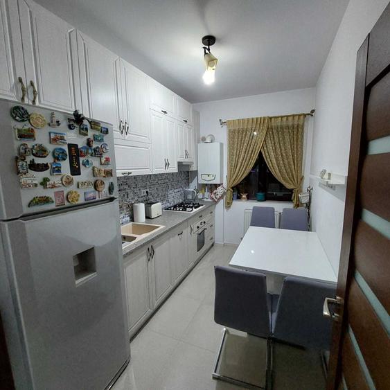 Inchiriez apartament 2 camere zona Plaza / Lujerului - 7