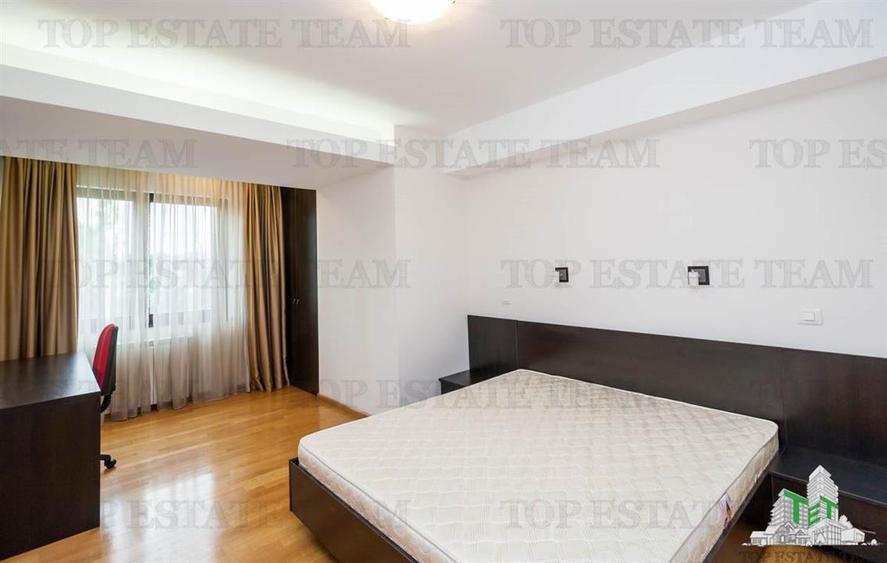 Birou, de 177 mp, în Primăverii