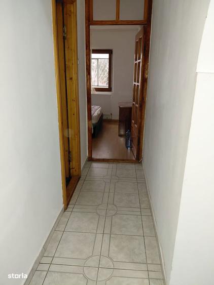 Apartament cu 2 camere decomandat în Broșteni