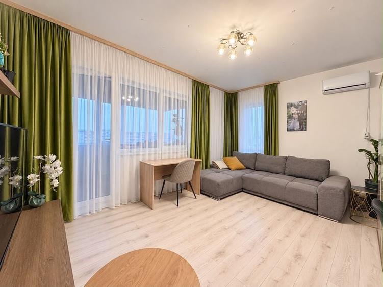 Apartament cu 2 camere decomandat în Apărătorii Patriei