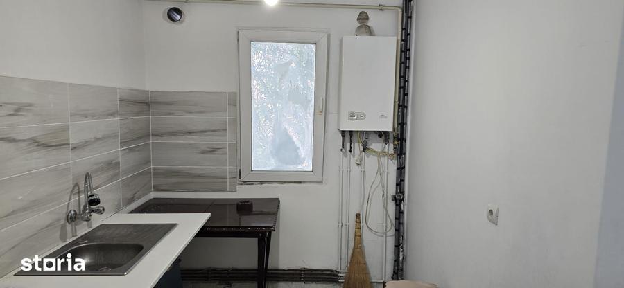 Apartament cu 2 camere în Podu Roș