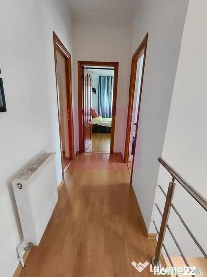 Apartament cu 4 camere decomandat în Dristor