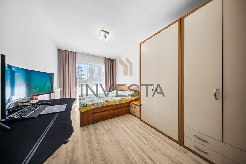 Apartament cu 3 camere semidecomandat, mobilat în Bună Ziua