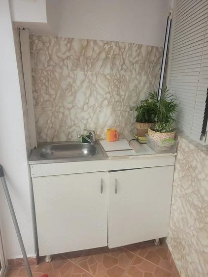 Spațiu comercial, de 17 mp, în Central