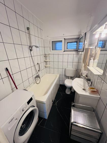 Apartament cu 3 camere decomandat, mobilat în Floreasca