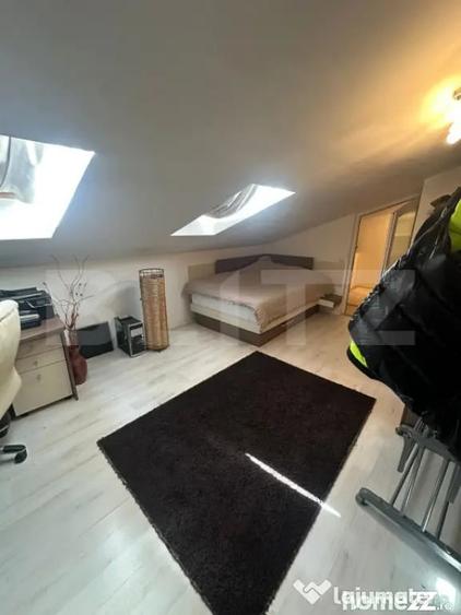 Apartament cu 3 camere decomandat în Plopilor
