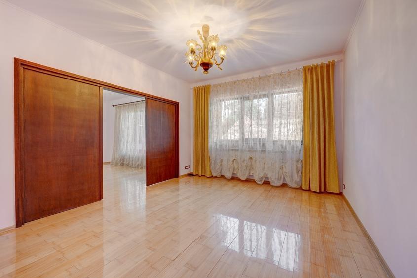 Apartament cu 4 camere decomandat, mobilat în Cotroceni
