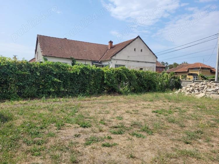 Casă în Topa de Criș