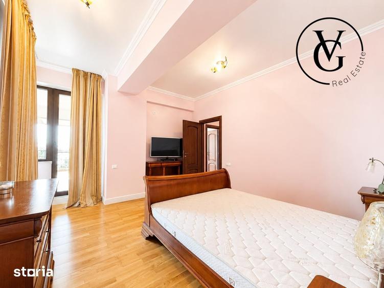 Apartament cu 3 camere semidecomandat în Nord