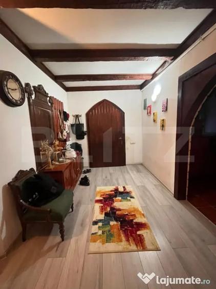 Casă cu 3 camere cu Teren 451 Mp în Central