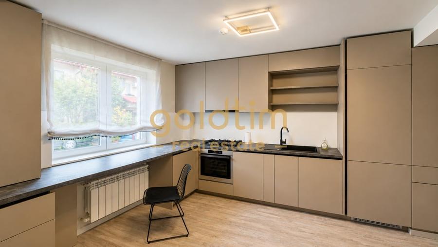 COMPLEX SECURIZAT / ZONA ROND OMV / SPATII DEPOZITARE - 9