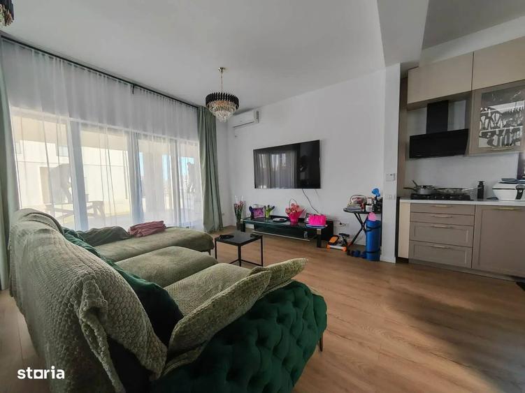 Casă cu 4 camere cu Teren 308 Mp în Balotești