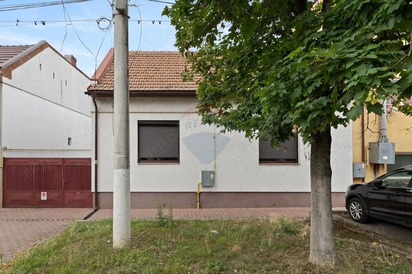 Spațiu comercial, de 75 mp, în Pârneava