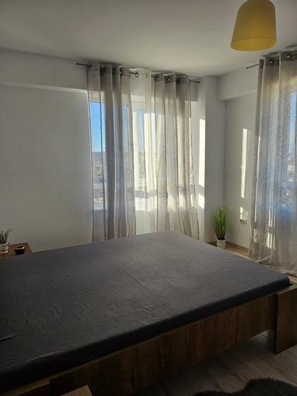 Apartament cu 2 camere decomandat în Valea Adâncă