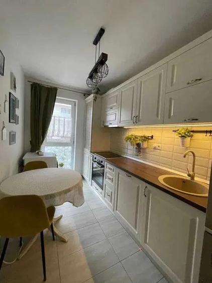Apartament cu 2 camere, mobilat în Andrei Mureșanu