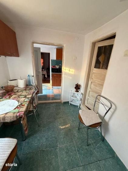 Casă cu 3 camere în Central
