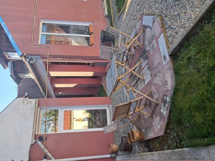 Casă cu 6 camere cu Teren 100 Mp în Blașcovici