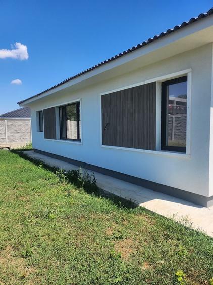 Casa noua moderna de vanzare | Teren 560 mp | Paleu- la drumul principal - 2