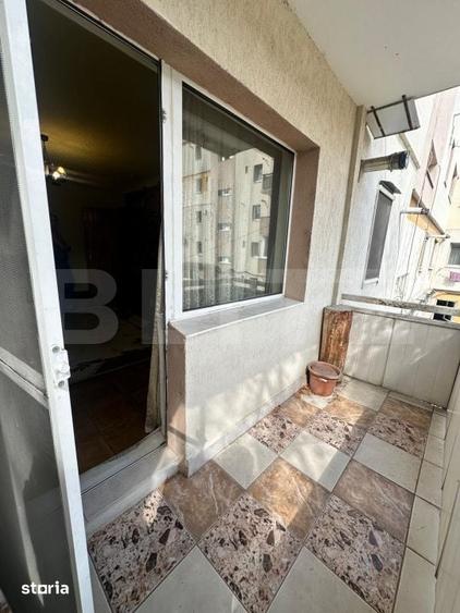 Apartament cu 4 camere decomandat în Central