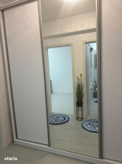 Garsonieră decomandată în Central