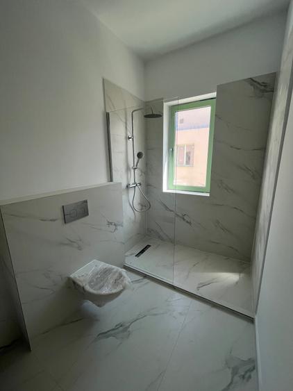 Casă individuală cu 5 camere cu Canalizare în Pipera