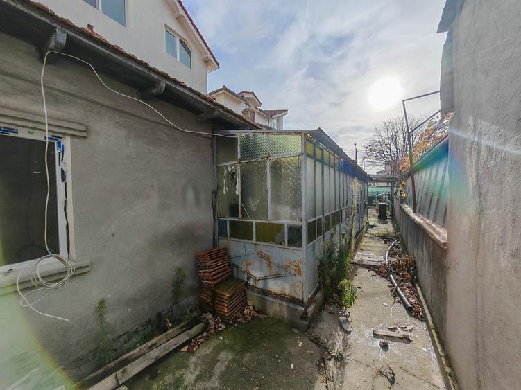 Casă individuală cu 5 camere cu Canalizare în Faleza Nord
