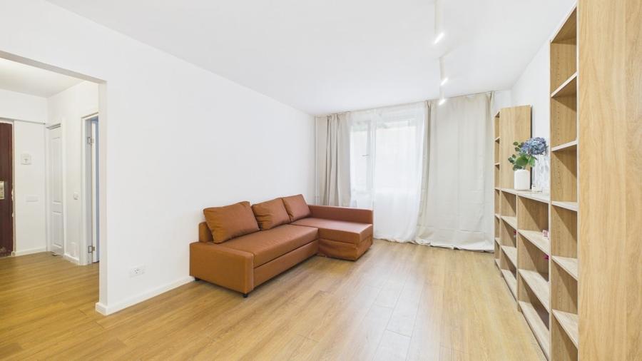 Apartament cu 3 camere semidecomandat, mobilat în 1 Decembrie 1918