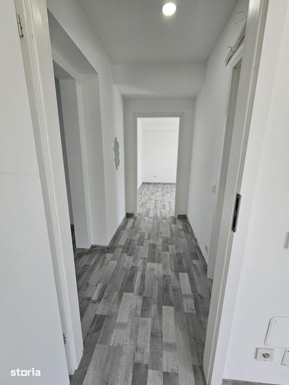 Apartament cu 3 camere semidecomandat în Mogoșoaia