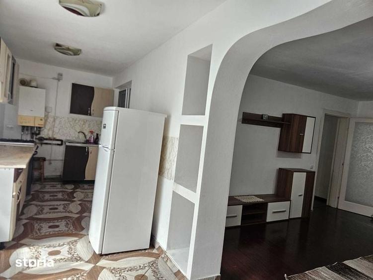 Apartament cu 2 camere semidecomandat în Micro 4