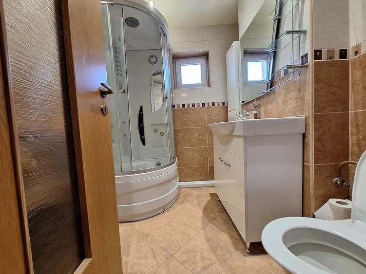 Apartament cu 2 camere decomandat în Dâmbovița