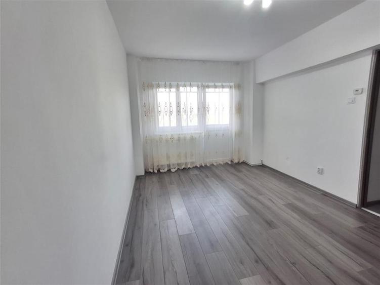 Apartament 2 camere decomandat zona Siretului - 1