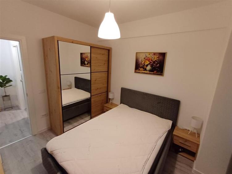 Apartament cu 2 camere semidecomandat în Lunca Cetățuii