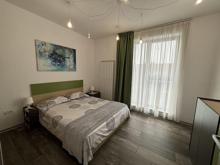 Apartament cu 2 camere decomandat în Exterior Vest