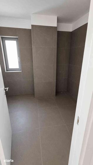 Apartament cu 3 camere în Ostroveni