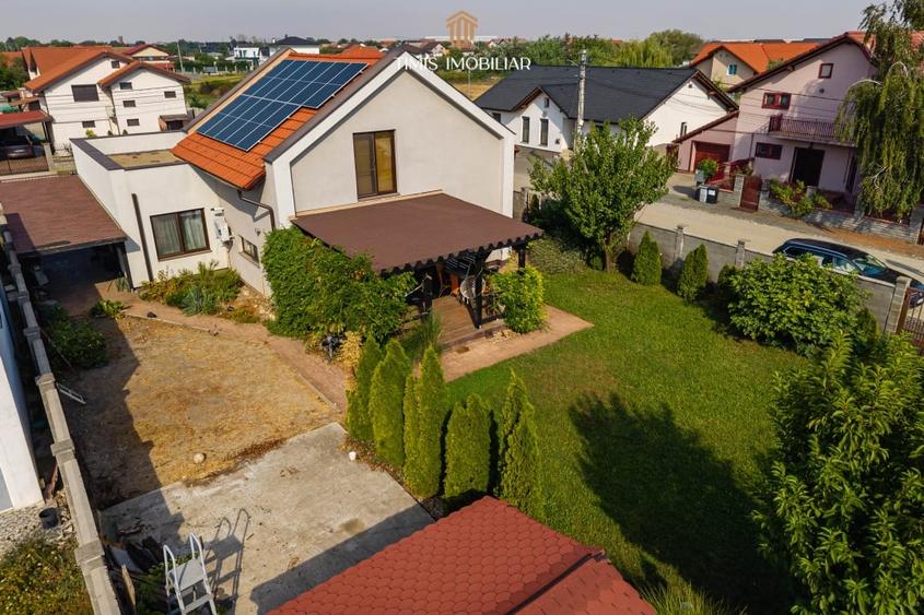 Casă individuală cu 5 camere cu Canalizare în Săcălaz