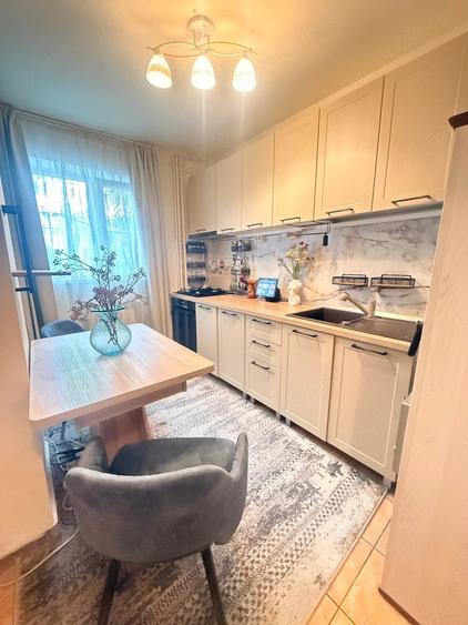 Apartament cu 2 camere semidecomandat în Central