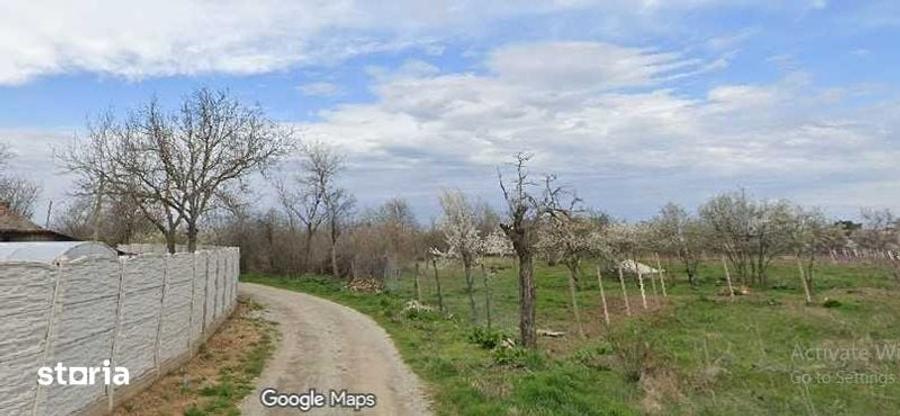 Teren de 1422 mp, în Leu