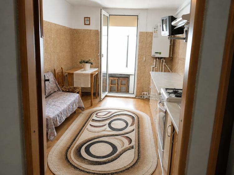 Apartament 2 camere decomandat zona Tatarasi - Gradinari - 5