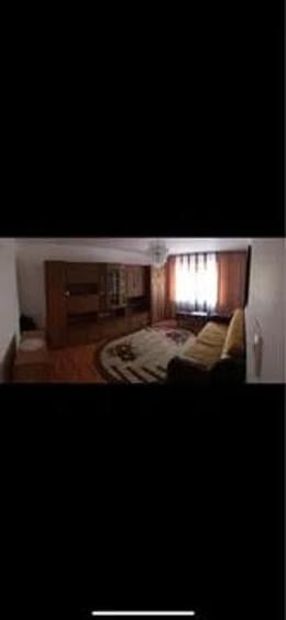 Apartament cu 2 camere decomandat, mobilat în Nicolina