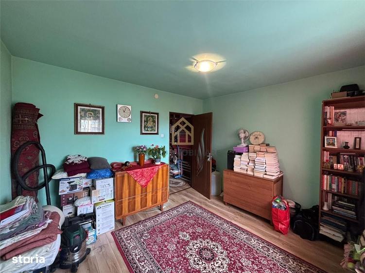 Apartament cu 3 camere decomandat în Decebal