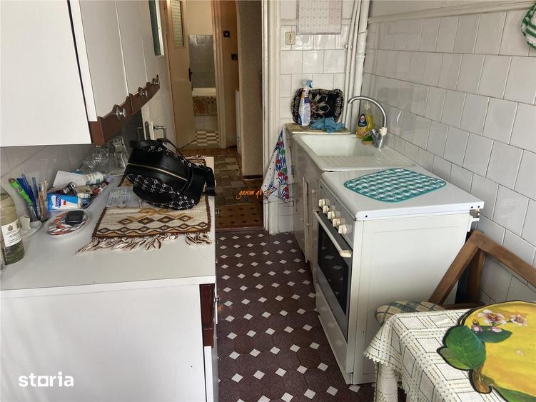 Apartament cu 3 camere decomandat în Ultracentral
