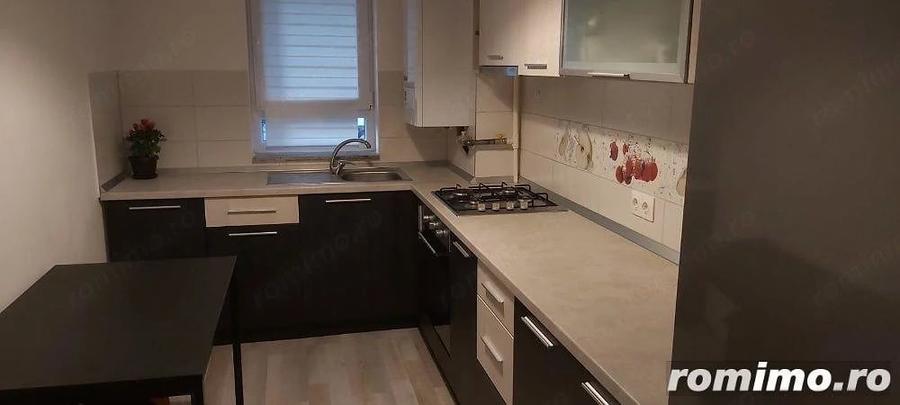 Garsonieră decomandată în Lipovei