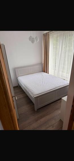 Apartament cu 3 camere decomandat în Exterior Vest